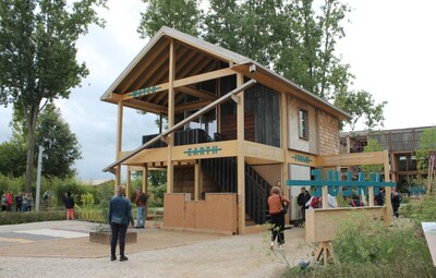 Kamp C: tentoonstelling The Exploded View Beyond Building 