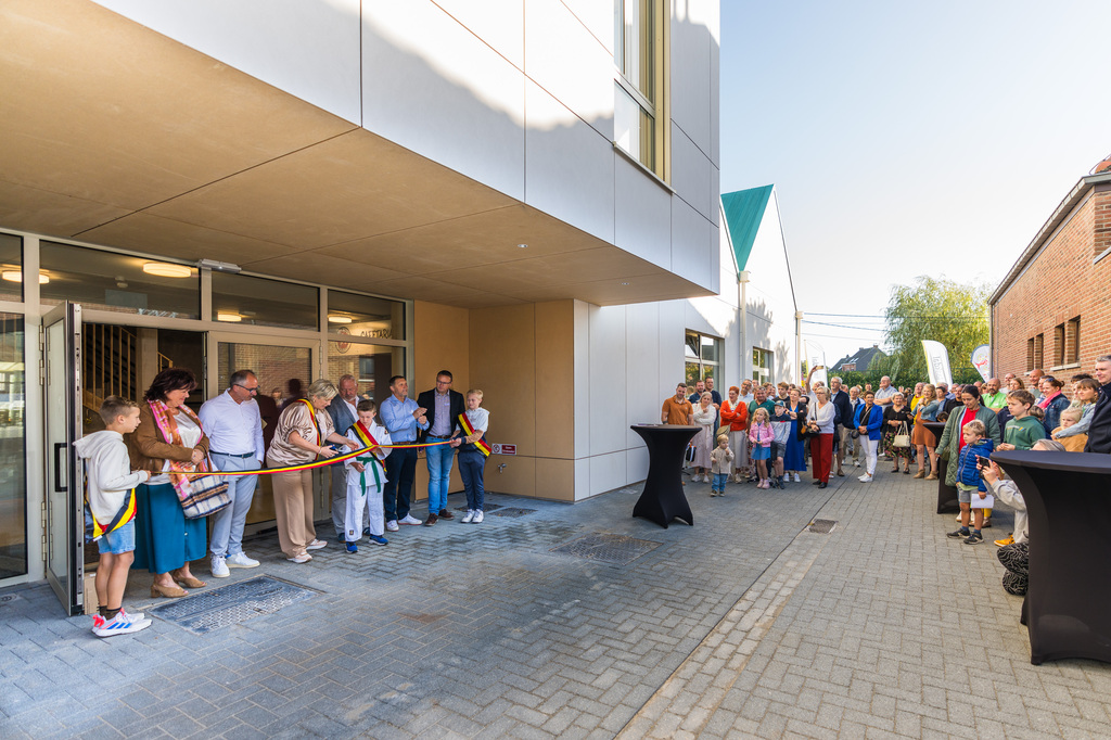 Inhuldiging polyvalent gebouw Laakdal (10 van 12)