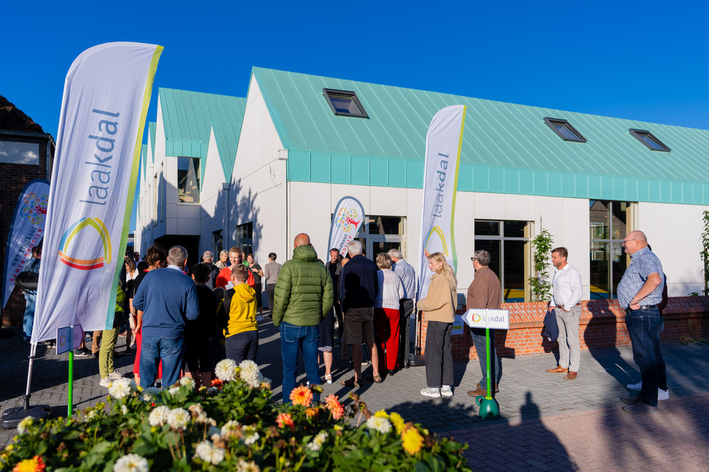 Inhuldiging polyvalent gebouw Laakdal (7 van 12)